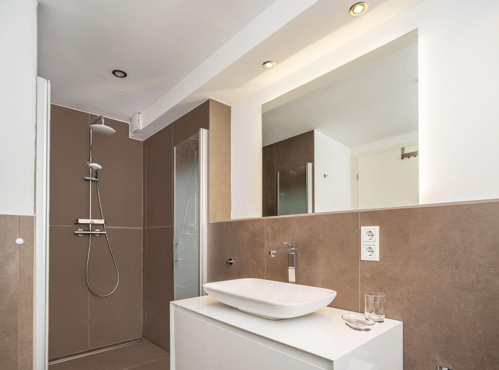 Appartement Moderne Stilvolle Im Herzen Muenchens München